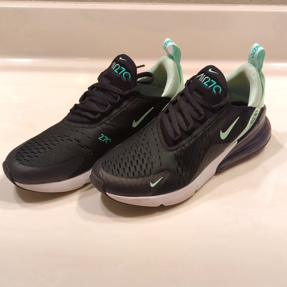 Nike Air Max 270